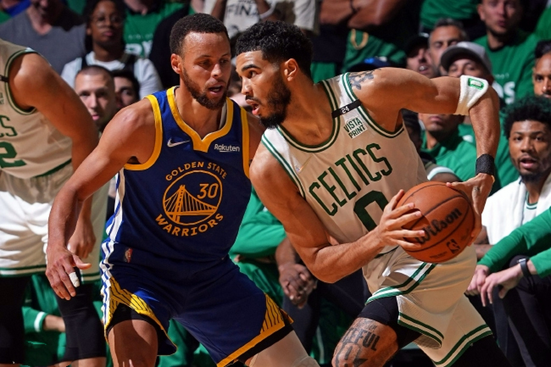 开云下载-加时末段波士顿凯尔特人手感冰凉：NBA总决赛节点到来，压力陡增，更衣室氛围转暖的简单介绍